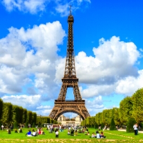Eiffel Clouds 2.0